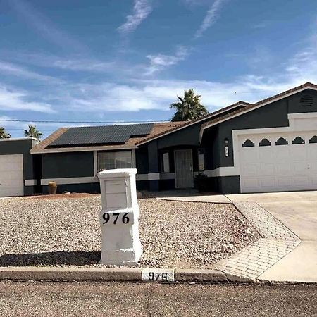 Spacious Getaway! Pool, Spa, Sleeps 9 Lake Havasu City Bagian luar foto