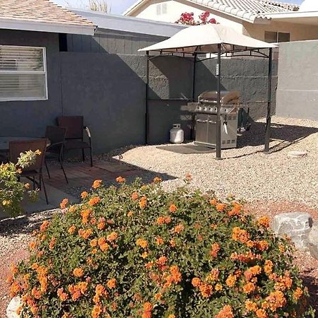 Spacious Getaway! Pool, Spa, Sleeps 9 Lake Havasu City Bagian luar foto