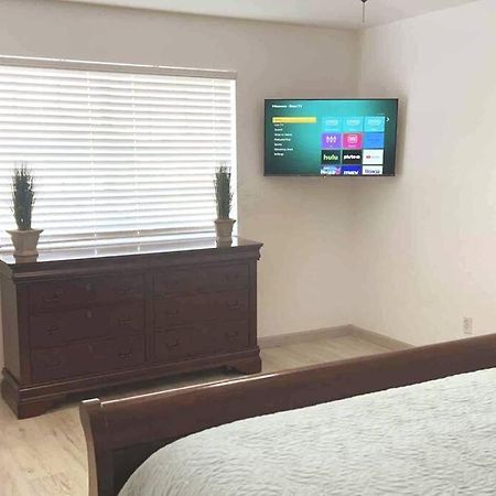 Spacious Getaway! Pool, Spa, Sleeps 9 Lake Havasu City Bagian luar foto