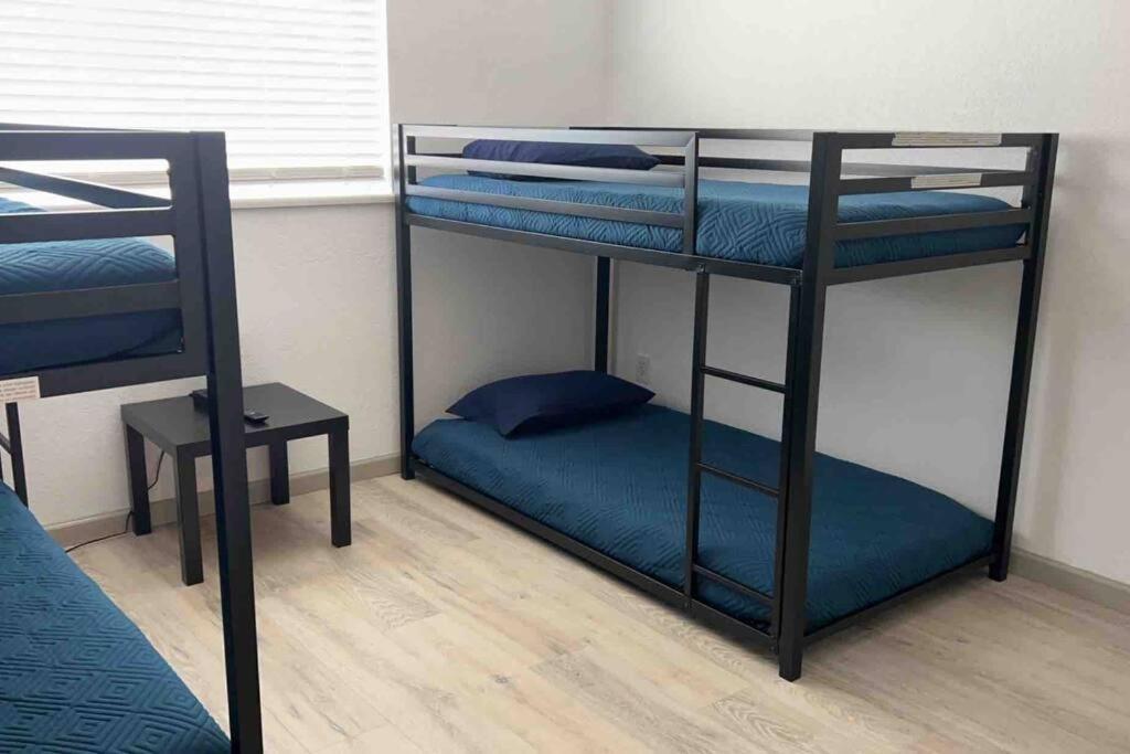 Spacious Getaway! Pool, Spa, Sleeps 9 Lake Havasu City Bagian luar foto
