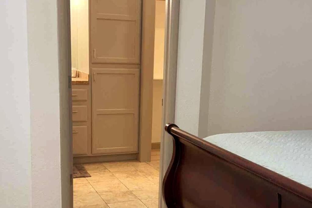 Spacious Getaway! Pool, Spa, Sleeps 9 Lake Havasu City Bagian luar foto