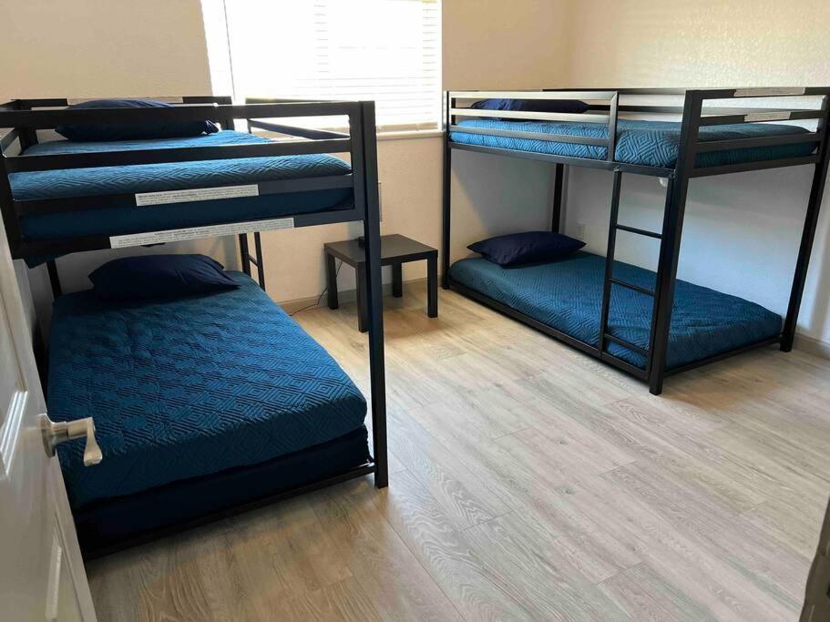Spacious Getaway! Pool, Spa, Sleeps 9 Lake Havasu City Bagian luar foto